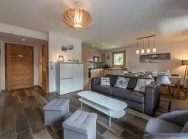 Duplex de standing 3 étoiles à Morzine, 100m des pistes, 9 pers., terrasse, garage, wifi inclus - FR-1-754-20