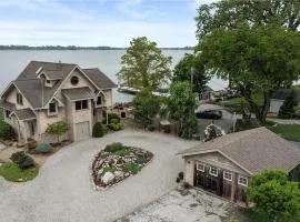 Waterfront Luxury Family Retreat