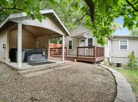 Midtown Spot Lovely Fenced Backyard & Hot Tub