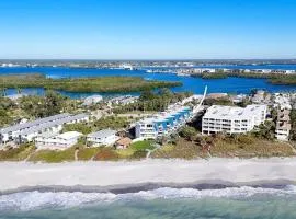 2 bedroom luxury beachfront retreat with sunset views