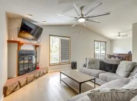 Lakefront Family Home 13 Mi From Gateway Arch!