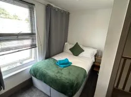Saunders Lodge 4bedroom house sleeps up to 6