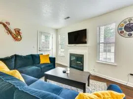 Condo 5 Mi to Midtown and UNC Greensboro