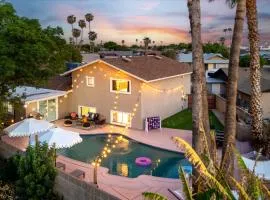 6 Br Resort Style Home Pool Game Room Fire Pit