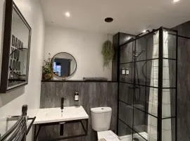 New City Centre Flat No 1 2 Bedrooms Free Parking