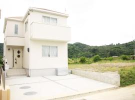 海まで徒歩3分の星降るやんばるテラスは1棟貸で古宇利島まで車で10分, ξενοδοχείο σε Nago