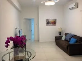 Pearl of the City LIGUANEA