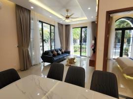 Anh Thư Villa Hồ Tràm, hotel in Xuyên Mộc