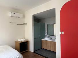 Homestay Ocean City, Kinh Đô 5-15, ξενοδοχείο σε Ðình Loan