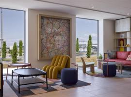 Hampton By Hilton Lyon Airport, hotel v destinaci Colombier-Saugnieu