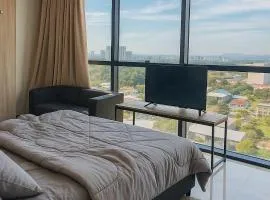 SkyFrame Kuching City View