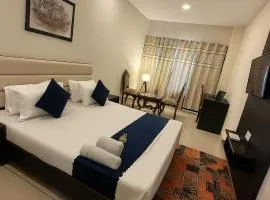 Eagle Hospitality !! Lift ! Large Rooms ! Parking ! Top Rated and Most Awarded Property by SIDHAM Group