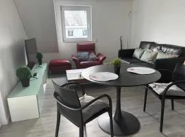 Moderne 3 ZWG mit Südbalkon in Seenähe