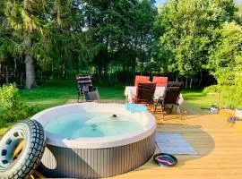 The Blomsholm Cabin - Recharge Your Electric Car