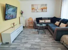 Holiday home with private Garden and mountain view