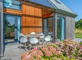 Stunning Home In Kamperland With Wifi