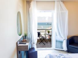 Luxury Plateia Rooms, hotel v destinaci Perea