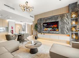 Desert Key - Perfectly Located Yas Island Premier Apts, hotel in Abu Dhabi