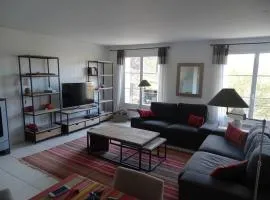 Maison confortable à La Garde-Freinet, 160 m², vue ville