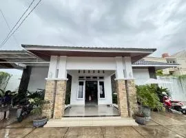 OYO 94692 Blower Residence Syariah