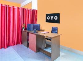 Hotel O Lotus Homestay, hotel in Bārāsat