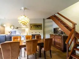 Villa With Heated Pool In Toscana