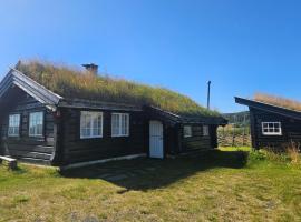 Lovely Home In Røn With House A Mountain View, hotel en Ron