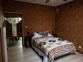 Appartement rénové sur le thème du Far West