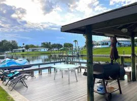 Palm Haven Retreat