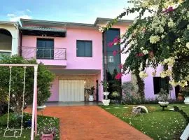 Um quarto na Casa Rosa