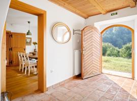 Old Castle Lodge，位于卡姆尼克的酒店