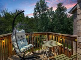 Chic Open-Concept 5 Beds Home by Airport and Highways, Hotel in Brampton