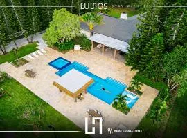 Tropical Lux Escape-Swim Up Bar, Pickleball L60