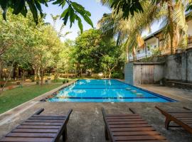 Tropicara Resort, viešbutis mieste Sigirija