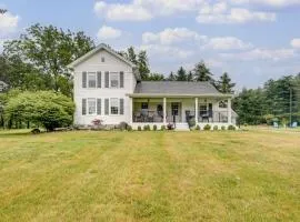Wolcottville Farmhouse 18 Mi to Shipshewana