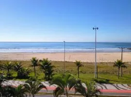 apartamento de frente para o mar