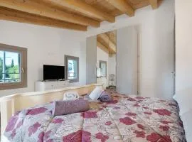 with free parking at the Corte dell'Angelo
