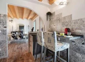 with free parking at the Corte dell'Angelo