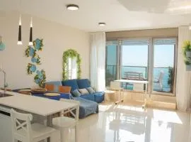 Beachfront Bliss 3 bedroom Privacy