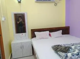 Meera Hotel And Lodging