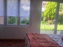 mignon, hotel v destinaci Lille