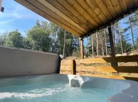 kaoglen Wild-Hot tub-Cairngorms-Pet Friendly