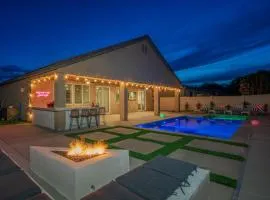 Navigate Stays Best Backyard in Indio Pool and Bar