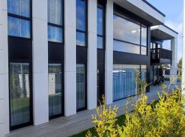 Koselig leilighet i Mandal，曼達爾的便宜飯店