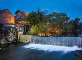 The Roost by American Patriot Getaways