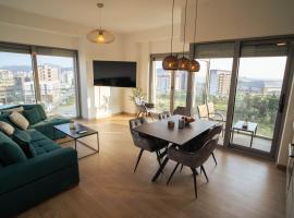 FAVEHOME Apartment Sea View Pool Parking 2 Bedrooms Near Beach，位于巴尔的无障碍酒店