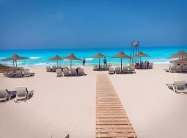 شاليه للايجار بقريه مارسيليا بيتش 1, ξενοδοχείο σε Dawwār Muḩammad Abū Shunaynah