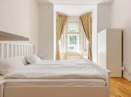 Beautiful Apartment by Stromovka Park