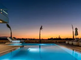 Divel Luxury Villas, by Estia