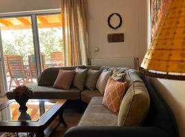 Kosta's elegant house: K&aacute;nithos şehrinde bir villa